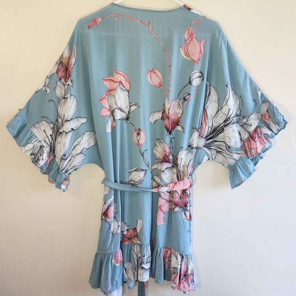 'Plum Pretty Sugar Floral Wrap Robe Flutter Sleeves Bridesmaids Beauty Size XS/S - Picture 5 of 8
